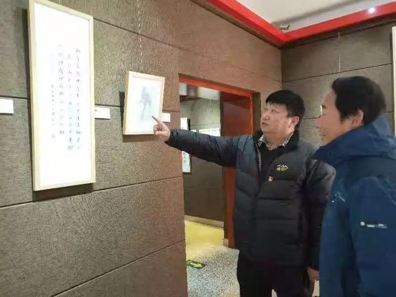 遇不到深沉而热烈的爱+所以我觉得独自一人会更有意思+是什么意思？游戏画面